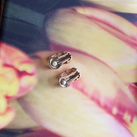 Ear clips - Picture 2 of 2